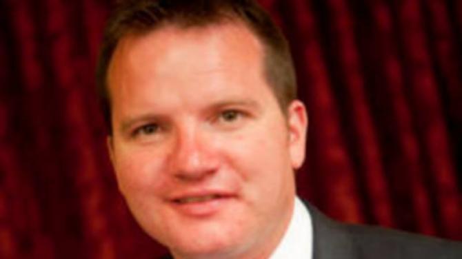 Council backs 'lasting tribute' motion for UDR Greenfinches